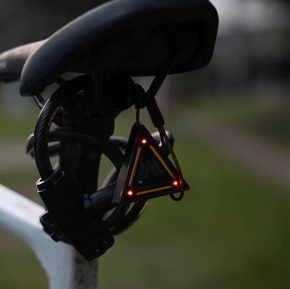 Wellhike Safey Beacon bike tail with lanyard