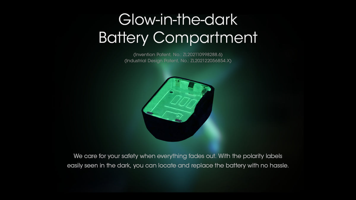 Nitecore UT27 glow-in-the-dark battery compartment
